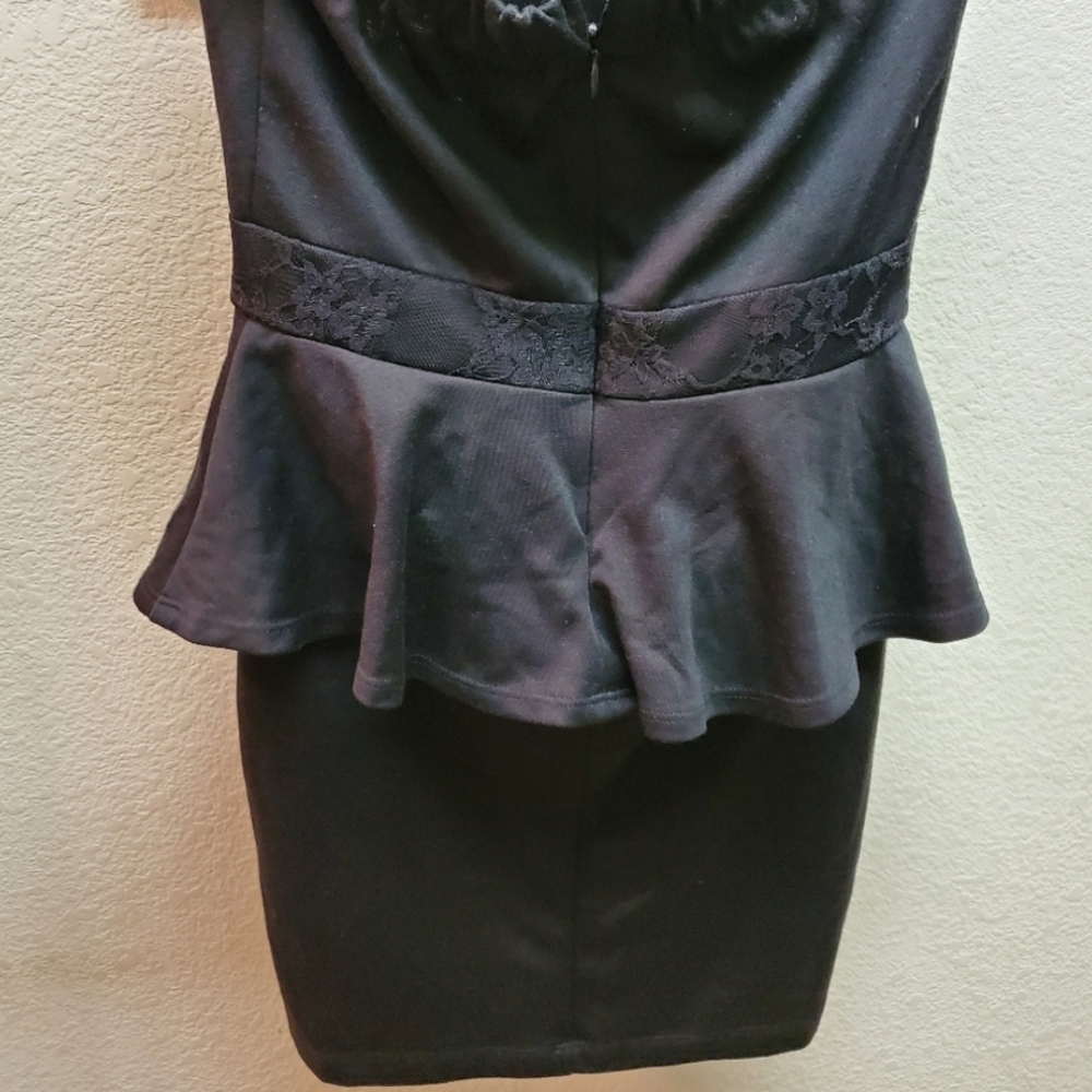 Peplum mini dress - Picture 8 of 8